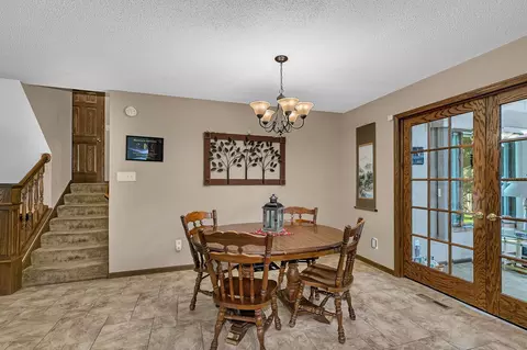 Dining - 6209 Laurel Rd, Saint Cloud, MN 56303 photo 2 of 3