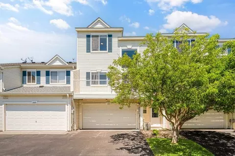 3867 Abercrombie Ln, Stillwater, MN 55082