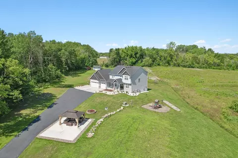 24877 Harvest Meadows Ct, Lakeville, MN 55044