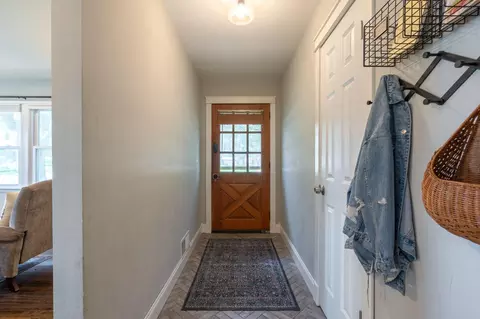 Entry Way - 8741 3rd Ave S, Bloomington, MN 55420 photo 1 of 2