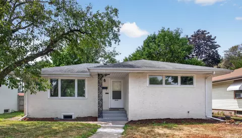 4935 Russell Ave N, Minneapolis, MN 55430