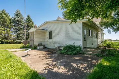 Exterior - 1360 190th St E, Jordan, MN 55352 photo 9 of 10