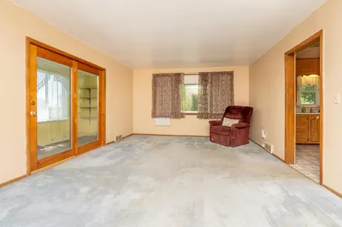 Living - 1360 190th St E, Jordan, MN 55352 photo 3 of 5