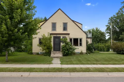 Exterior - 430 2nd St SE, Milaca, MN 56353 photo 3 of 6