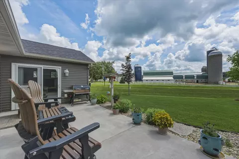 Exterior - 3588 Newcastle Dr, River Falls, WI 54022 photo 5 of 8