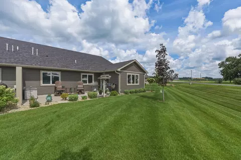 Exterior - 3588 Newcastle Dr, River Falls, WI 54022 photo 6 of 8