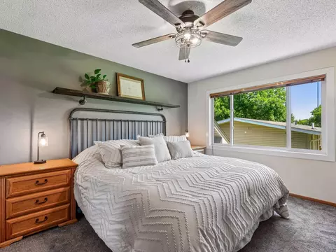 Bedroom - 4881 Independence St, Maple Plain, MN 55359 photo 1 of 6