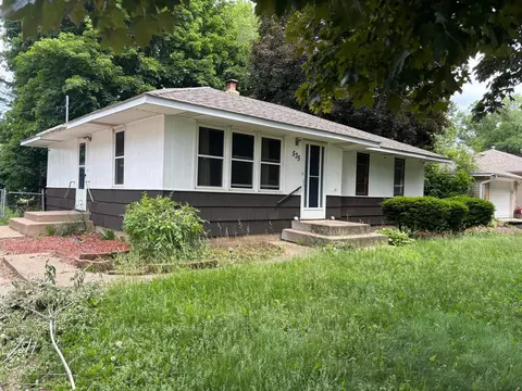 1701 Dixon Dr, Saint Paul Park, MN 55071
