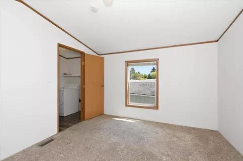 Bedroom - 35 Korda Dr, Duluth, MN 55808 photo 3 of 3