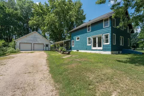 223 Joy Ave SW, Madelia, MN 56062