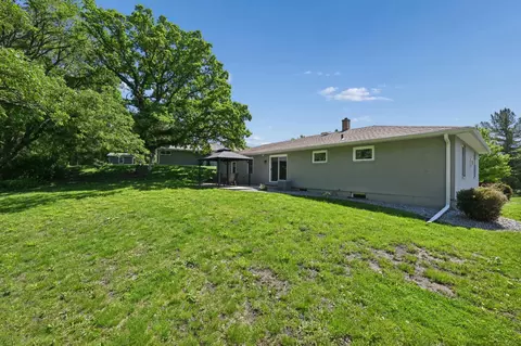 Exterior - 110 Circle Dr, Jackson, MN 56143 photo 4 of 5
