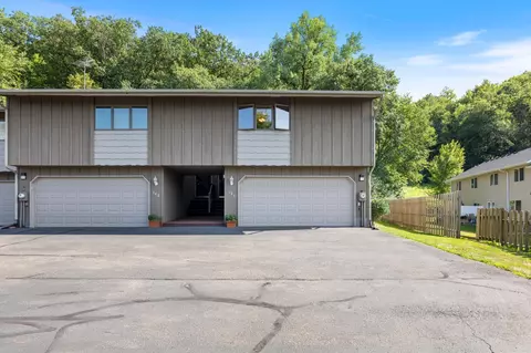 164 Kingswood Dr, Red Wing, MN 55066