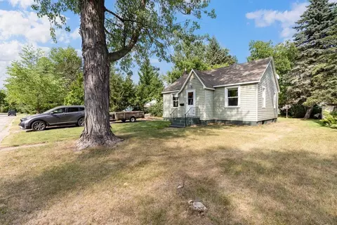 Exterior - 1114 5th Ave NE, Brainerd, MN 56401 photo 2 of 6
