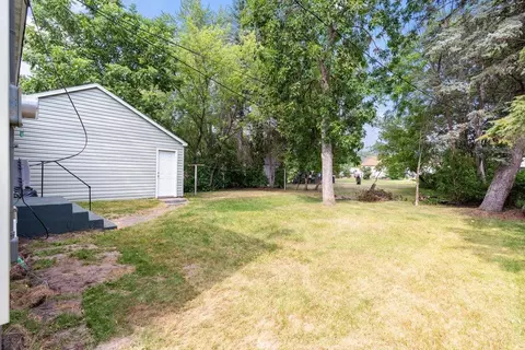 Exterior - 1114 5th Ave NE, Brainerd, MN 56401 photo 5 of 6