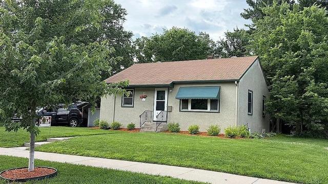 539 Brisbin St, Anoka, MN 55303