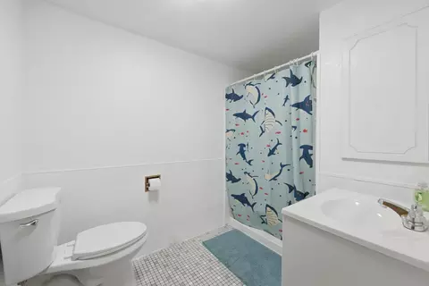 Bath - 1122 12th Ave SE, Saint Cloud, MN 56304 photo 2 of 2