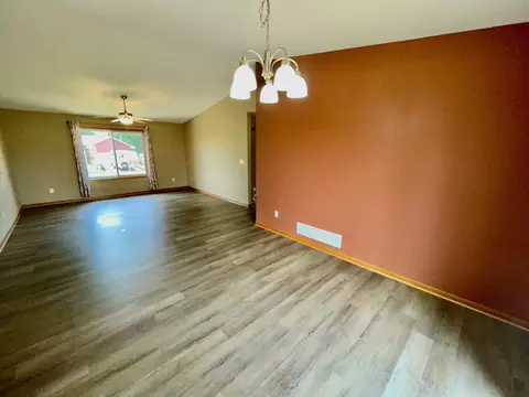 Living - 1905 20th St SW, Austin, MN 55912 photo 3 of 3