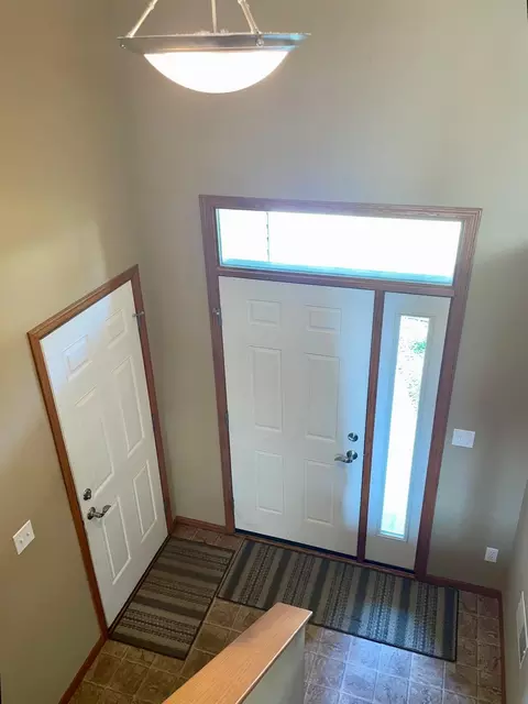 Entry Way - 1905 20th St SW, Austin, MN 55912 photo 1 of 1