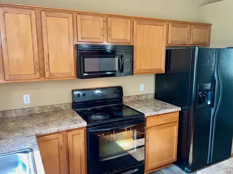 Kitchen - 1905 20th St SW, Austin, MN 55912 photo 1 of 3