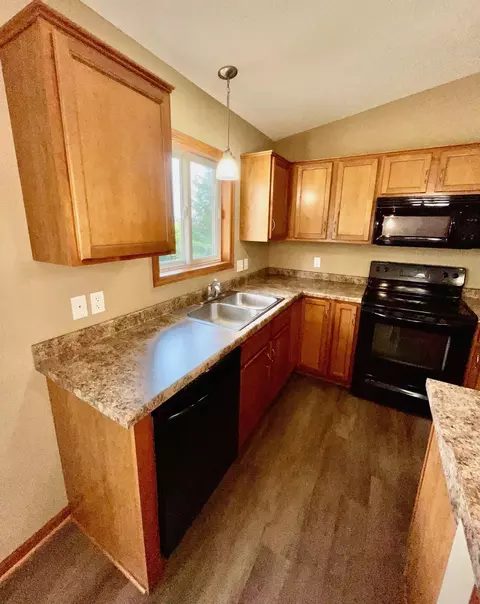 Kitchen - 1905 20th St SW, Austin, MN 55912 photo 3 of 3
