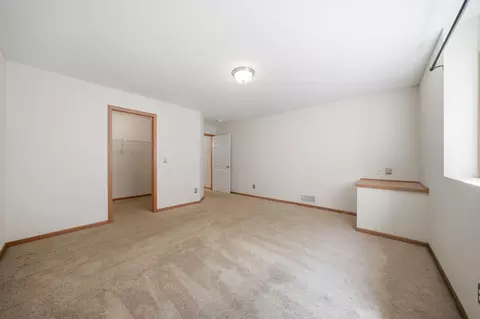 Bedroom - 2701 Village Dr, Faribault, MN 55021 photo 6 of 6