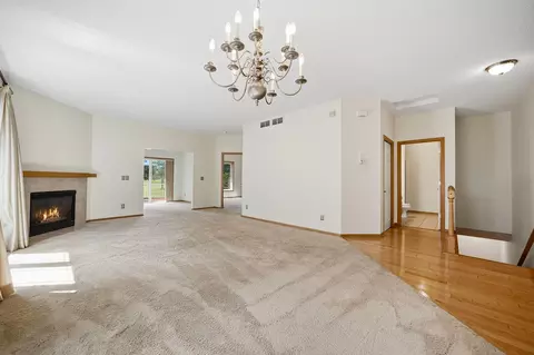 Living - 2701 Village Dr, Faribault, MN 55021 photo 2 of 7