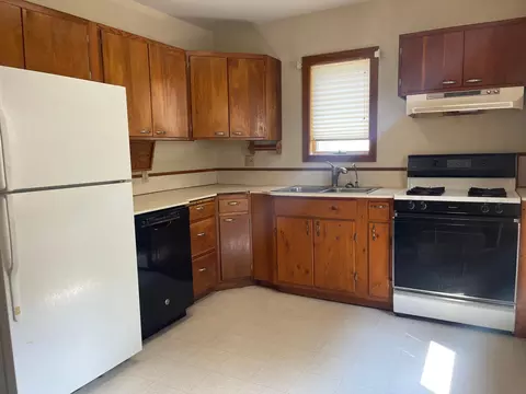 Kitchen - 117 W Maple St, Marshall, MN 56258 photo 1 of 1