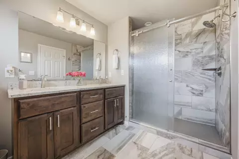 Bath - 219 6th St E, Horace, ND 58047 photo 1 of 3
