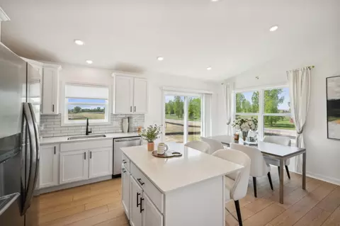 Kitchen - 1257 Deerpath Dr NE, Hanover, MN 55341 photo 4 of 4