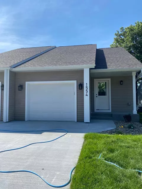 1554 Kings Ct SE, Rochester, MN 55904