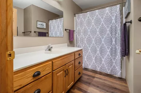 Bath - 1919 Cypress Rd, Saint Cloud, MN 56303 photo 1 of 3
