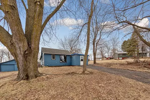 Exterior - 101 State Highway 60 E, Elysian, MN 56028 photo 2 of 12
