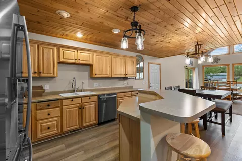 Kitchen - 6454 Flying Jib, Garrison, MN 56450 photo 4 of 7
