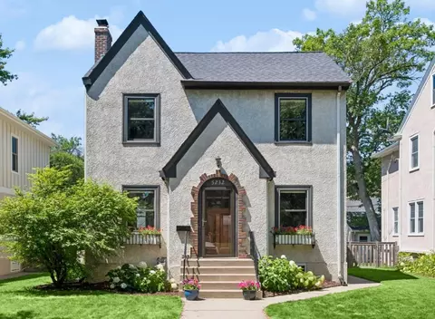 5232 Chowen Ave S, Minneapolis, MN 55410