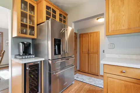 Kitchen - 4 Lakeside Ct, Duluth, MN 55804 photo 3 of 3