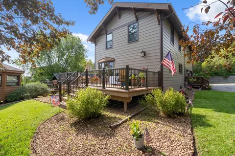 Exterior - 4 Lakeside Ct, Duluth, MN 55804 photo 8 of 27