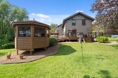 Exterior - 4 Lakeside Ct, Duluth, MN 55804 photo 9 of 27