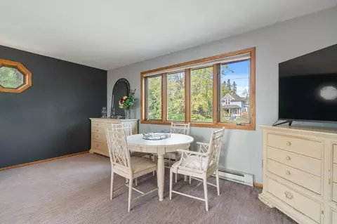 Dining - 4 Lakeside Ct, Duluth, MN 55804 photo 4 of 4