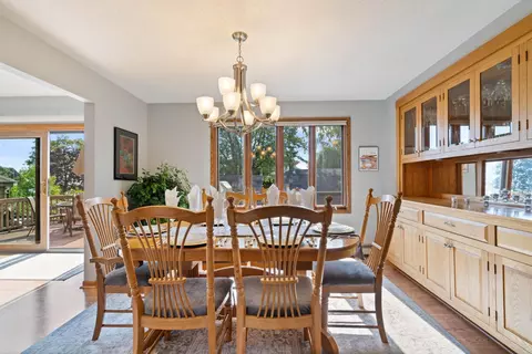 Dining - 4 Lakeside Ct, Duluth, MN 55804 photo 3 of 4