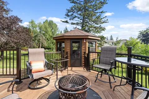 Exterior - 4 Lakeside Ct, Duluth, MN 55804 photo 14 of 27