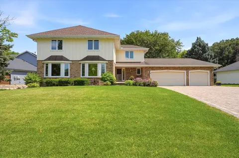16015 46th Ave N, Plymouth, MN 55446