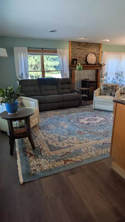 Living - 4856 Sawmill Rd, Gilbert, MN 55741 photo 1 of 2