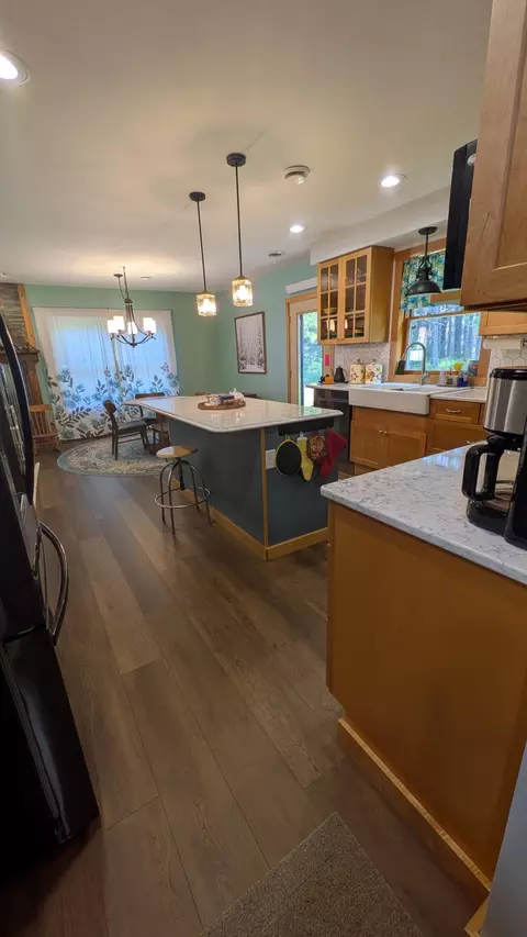 Kitchen - 4856 Sawmill Rd, Gilbert, MN 55741 photo 2 of 4