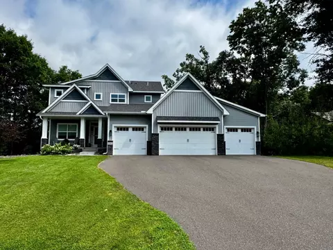 1747 198th St NW, Oak Grove, MN 55011