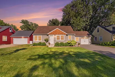413 Adams Ave, Hopkins, MN 55343
