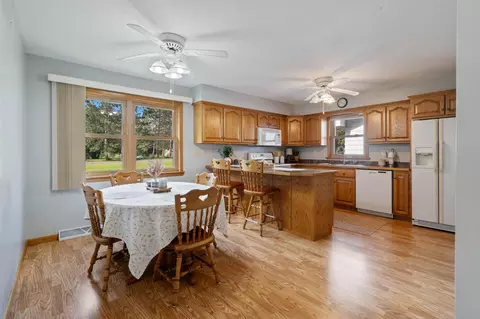 Kitchen - 27 Maple Dr, Esko, MN 55733 photo 3 of 3