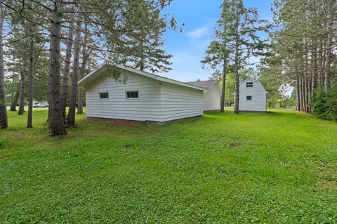Exterior - 27 Maple Dr, Esko, MN 55733 photo 3 of 6