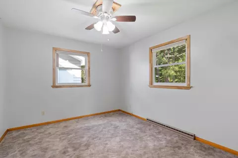 Bedroom - 27 Maple Dr, Esko, MN 55733 photo 2 of 4