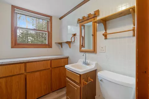 Bath - 27 Maple Dr, Esko, MN 55733 photo 2 of 2