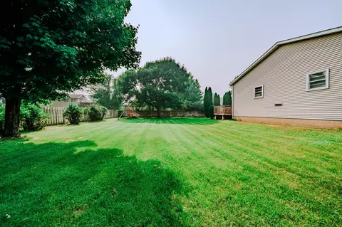 Exterior - 5708 Nightingale Ct, Saint Cloud, MN 56303 photo 9 of 12
